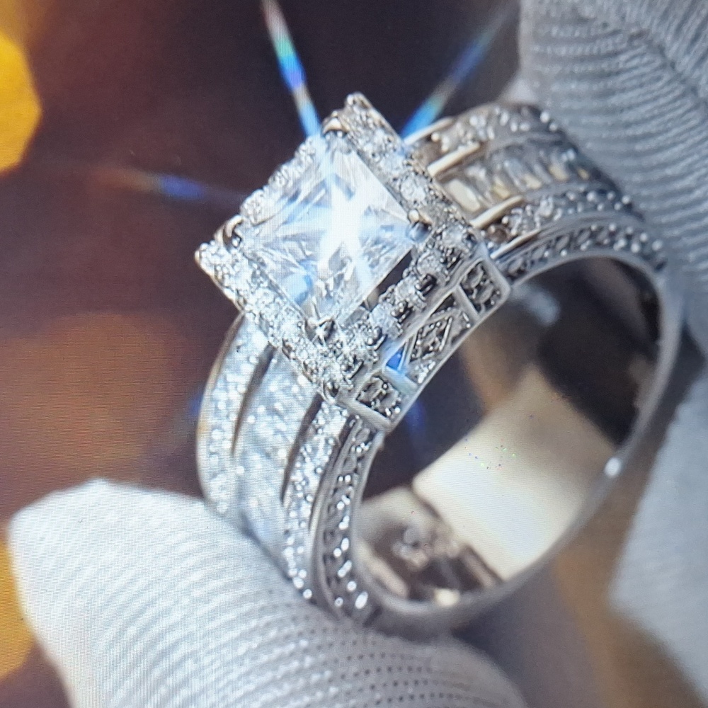 New Women's Luxury Cubic Zirconia 925